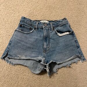 Abercrombie shorts curve love size 26